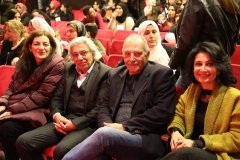 سوزان بو علي وصلاح عطوي والمخرجة الاسبانية آنا لجنة الحكم في مونودراما المرأة الدولي لبنان 2019