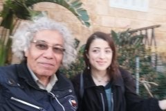 مع الصديقة آنا امريكا  في مرفأ صور لبنان 2019